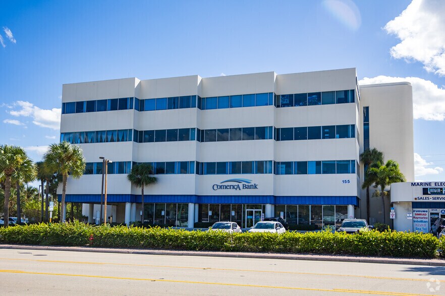 More Photos Of 155 E Blue Heron Blvd, Riviera Beach Office For Sale