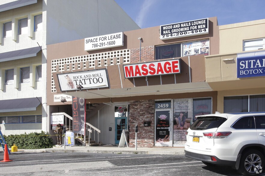 Primary Photo Of 2457-2459 E Commercial Blvd, Fort Lauderdale Storefront Retail Office For Lease