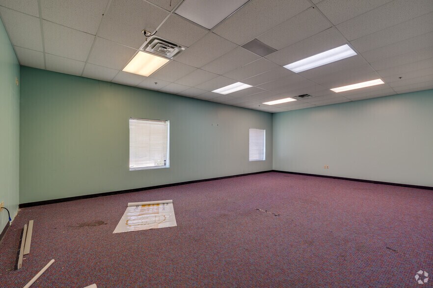 More Photos Of 280 S Memorial Dr, Tulsa Schools For Sale