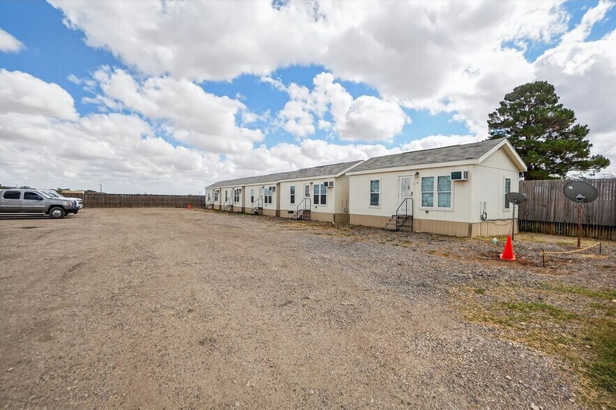 More Photos Of 4301 S County Road 1135, Midland Specialty For Sale