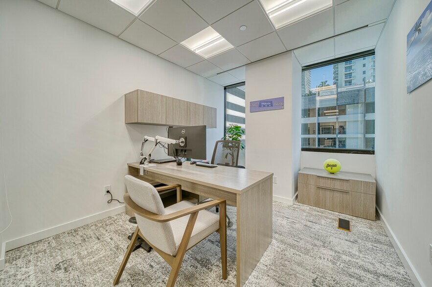 More Photos Of 1200 Brickell Ave, Miami Office For Lease