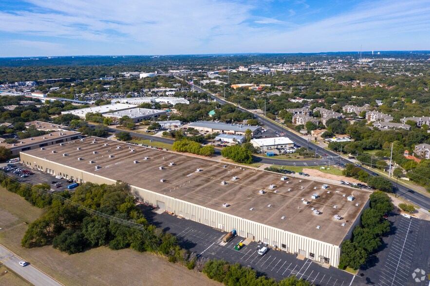 More Photos Of 12317 Technology Blvd, Austin Warehouse For Lease