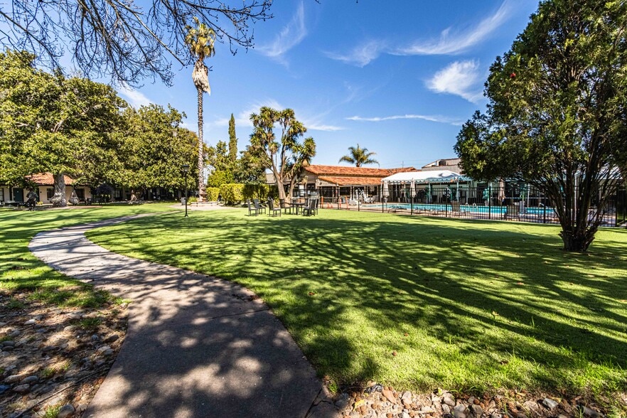 More Photos Of 250 Entrada Dr, Novato Hotel For Lease