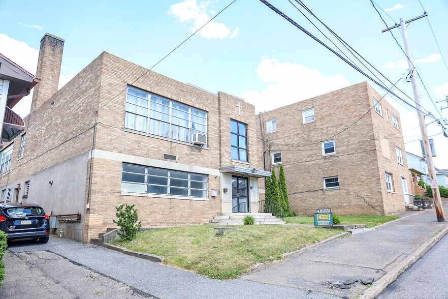 More Photos Of 741-755 N Vine St, Hazleton Office For Sale