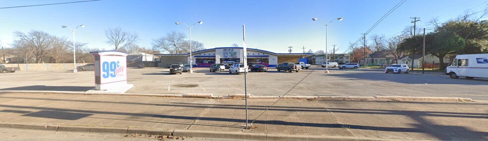 Primary Photo Of 4500 Live Oak St, Dallas Freestanding For Lease