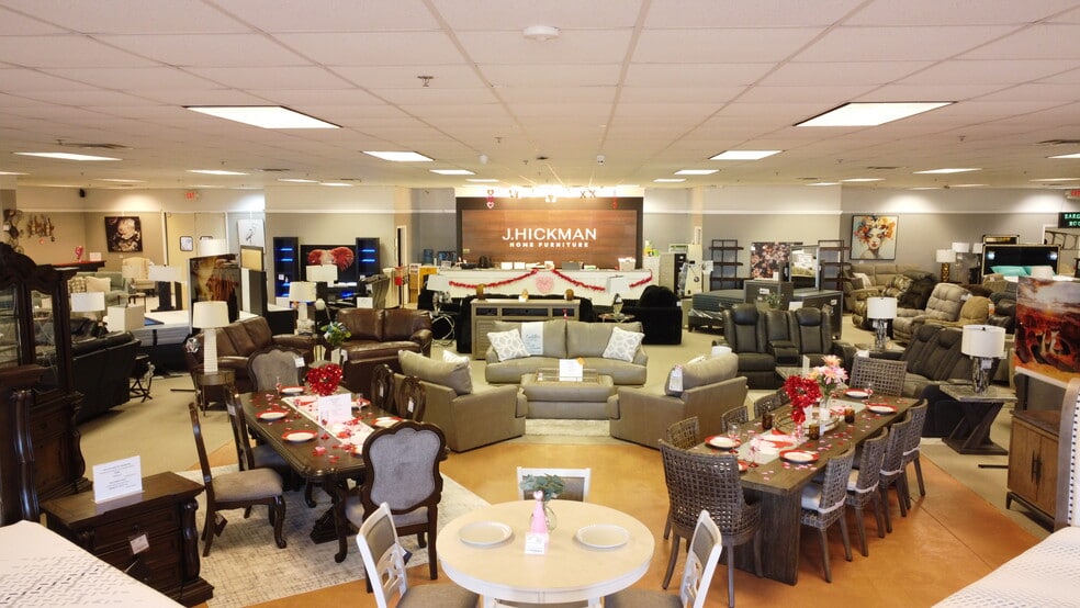 More Photos Of 1975 Commerce Dr, Kingsland Freestanding For Sale