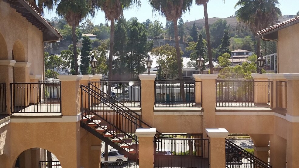 More Photos Of 734 Silver Spur Rd, Rolling Hills Estates Office For Lease