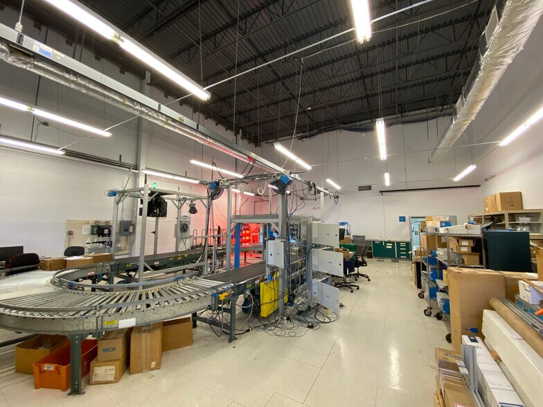 More Photos Of 800 Technology Center Dr, Stoughton Light Manufacturing For Lease