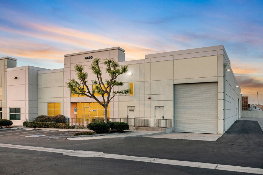 More Photos Of 6690 Doolittle Ave, Riverside Warehouse For Sale