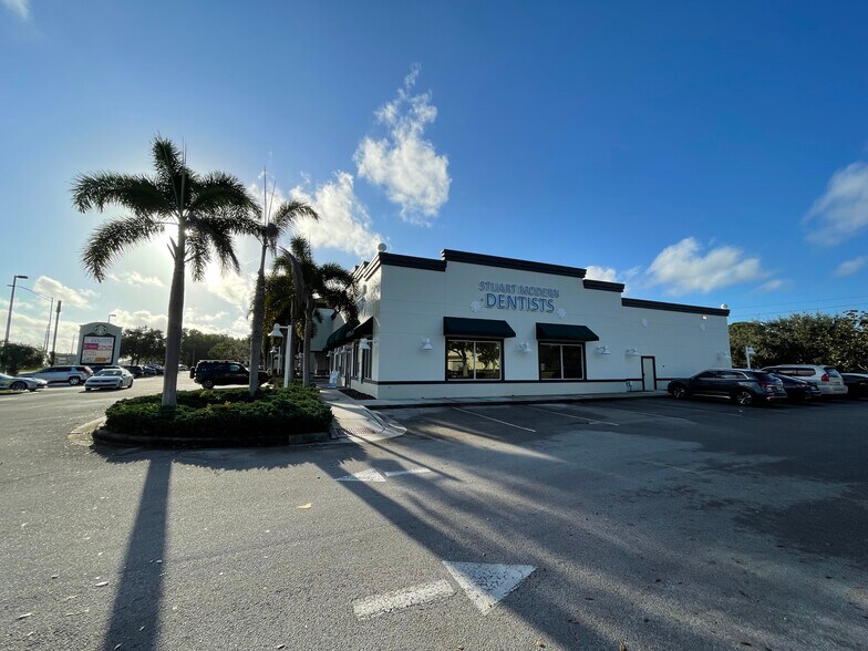 More Photos Of 5934 SE Federal Hwy, Stuart Unknown For Lease