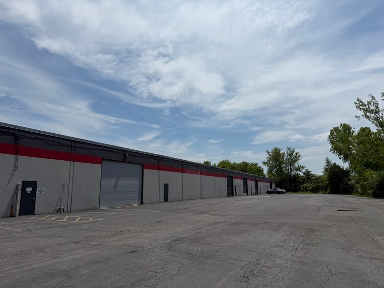 More Photos Of 5928 Court Street Rd, Syracuse Warehouse For Lease