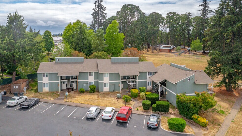 Primary Photo Of 2048 NE Highway 99W, McMinnville Apartments For Sale