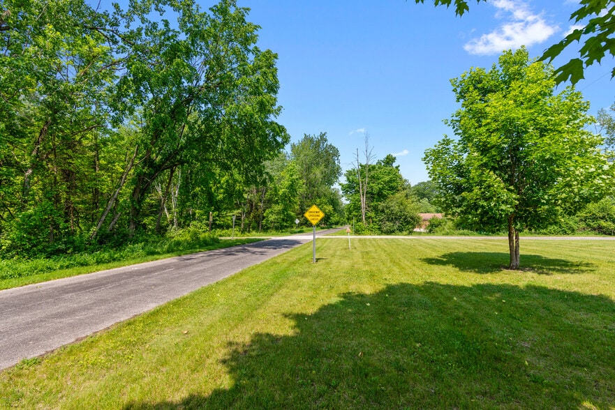 More Photos Of 201 W Saginaw Rd, Sanford Freestanding For Sale