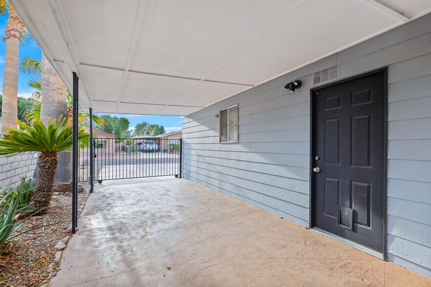 More Photos Of 1837 Riverside Dr, Bullhead City Specialty For Sale