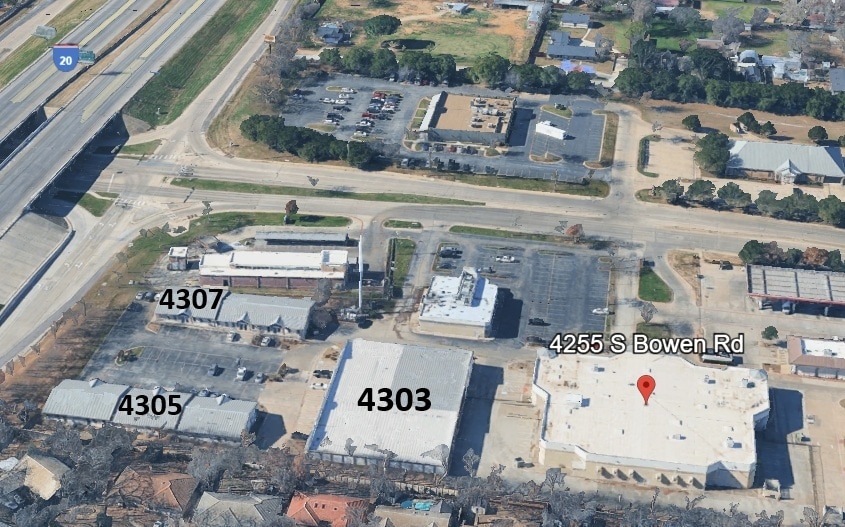 More Photos Of 4303 S Bowen Rd, Arlington Self Storage For Lease