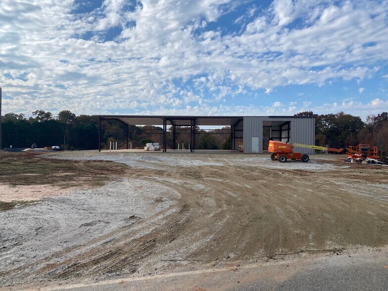 More Photos Of 2895 Ila Rd, Commerce Warehouse For Lease