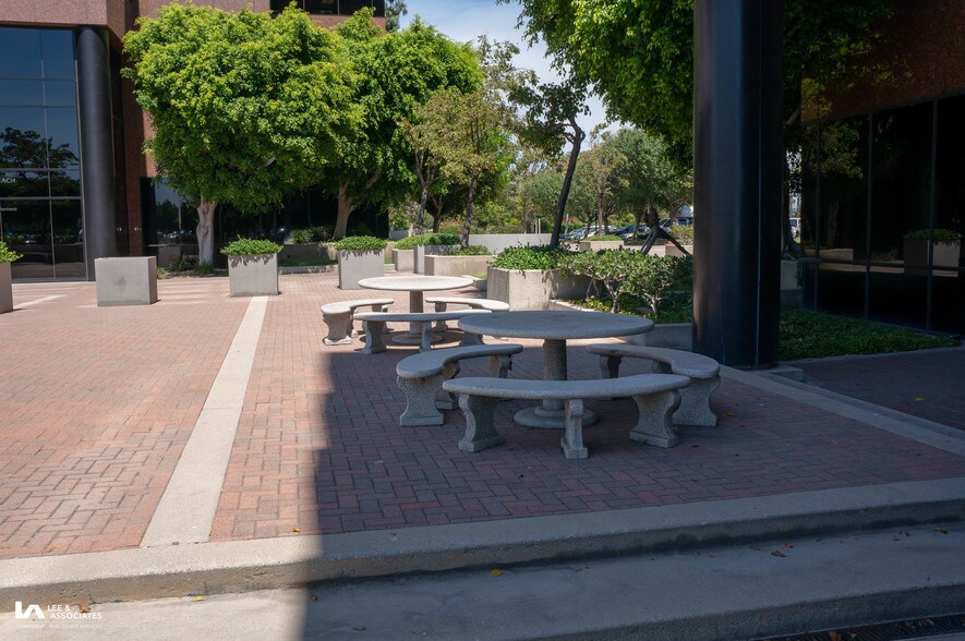 More Photos Of 4811 Airport Plaza Dr, Long Beach Office For Lease