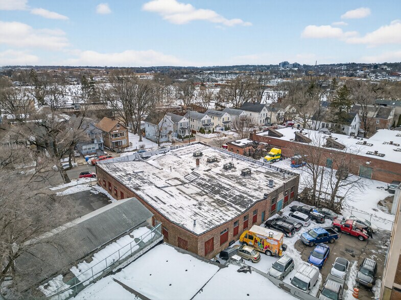 More Photos Of 865 Congress Ave, New Haven Manufacturing For Sale