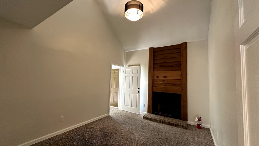 More Photos Of 151 Mary Esther Blvd, Mary Esther Office For Lease