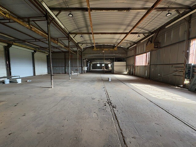 More Photos Of 1500 Simmons Ave, Jourdanton Warehouse For Sale