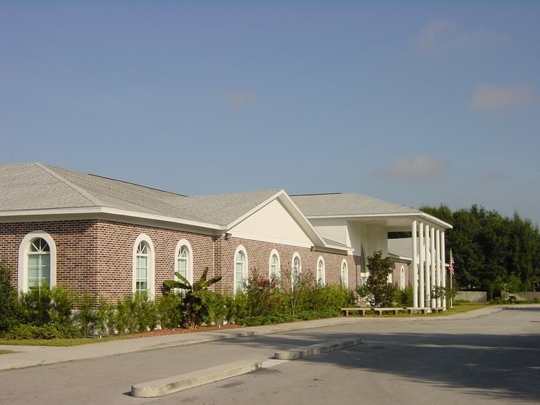 Primary Photo Of 12606 Henderson Rd, Tampa Schools For Sale