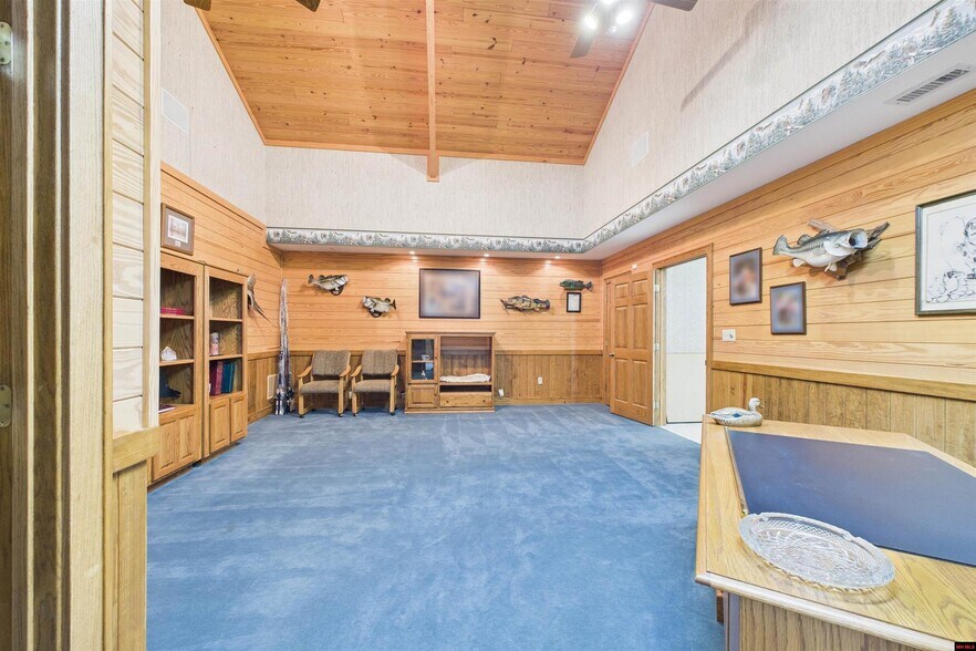 More Photos Of 25 Airport Rd, Flippin Lodge Meeting Hall For Sale