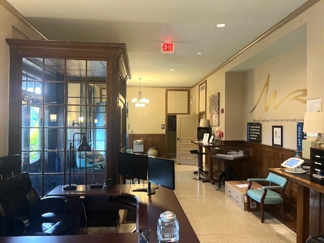 More Photos Of 414 Bank NE st, Decatur Office Residential For Sale