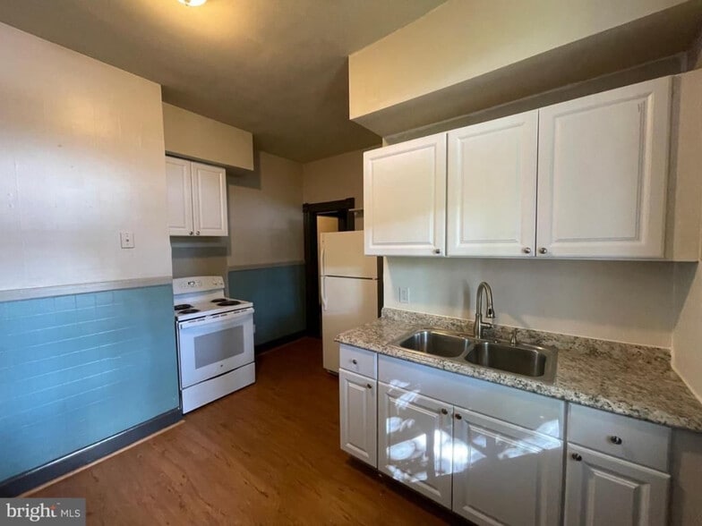 More Photos Of 228-230 Summit Ave, Hagerstown Apartments For Sale