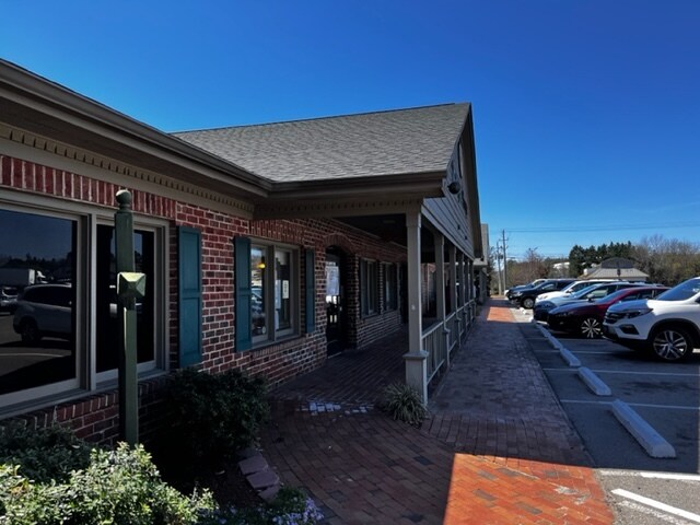 More Photos Of 1902 N Sandhills Blvd, Aberdeen Medical For Lease