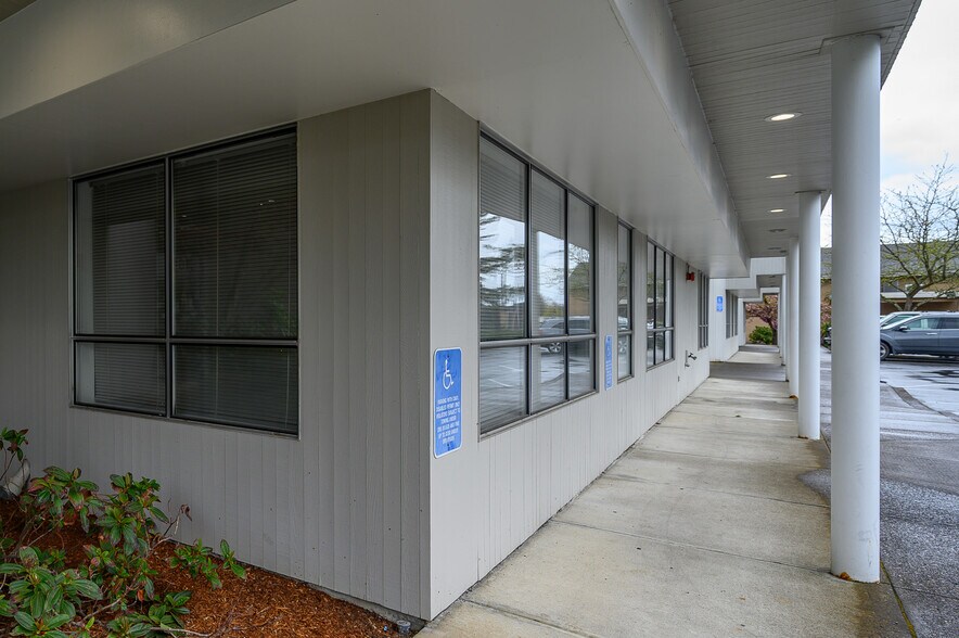 More Photos Of 308 N Villa Rd, Newberg Medical For Lease
