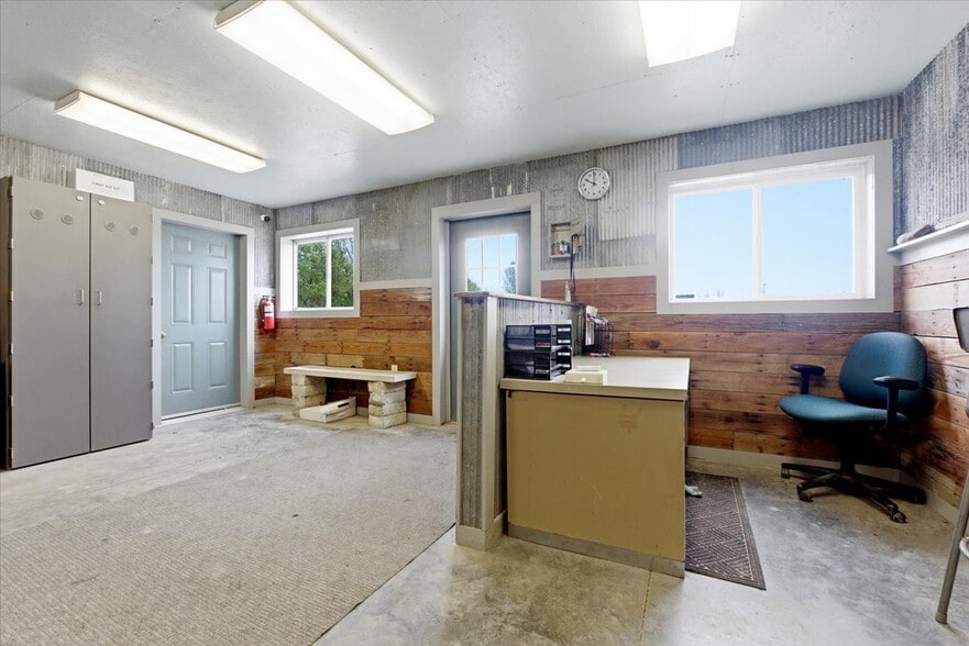 More Photos Of 6610 N 264th Cir, Valley Warehouse For Sale
