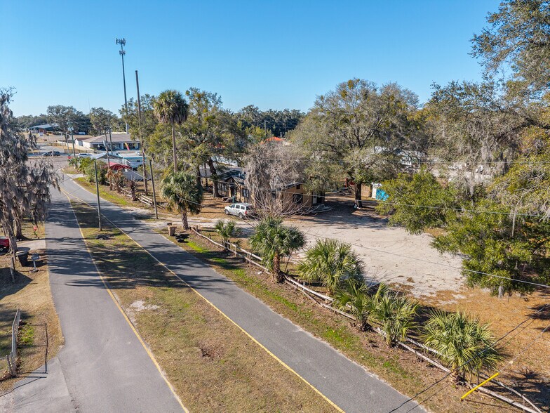 More Photos Of 1007 25th St, Ocala General Retail For Sale