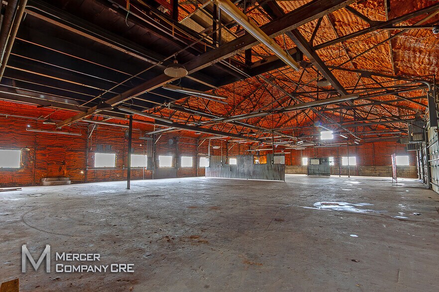 More Photos Of 340 S Eckroat St, Oklahoma City Unknown For Lease