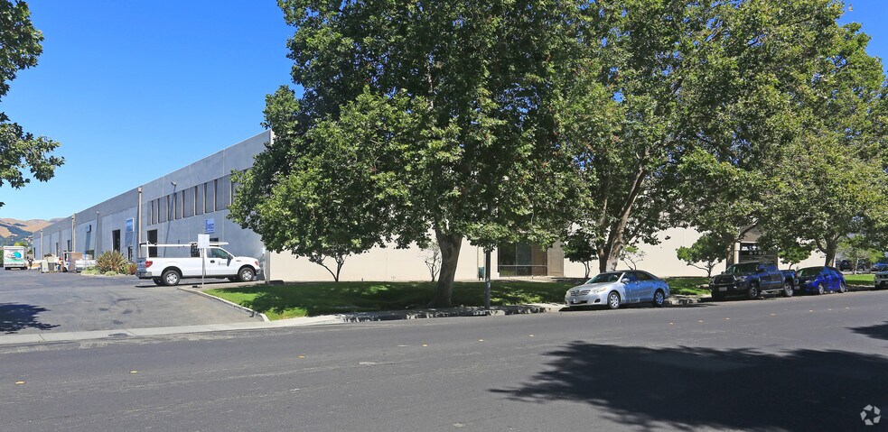 More Photos Of 6800 Sierra Ct, Dublin Unknown For Lease