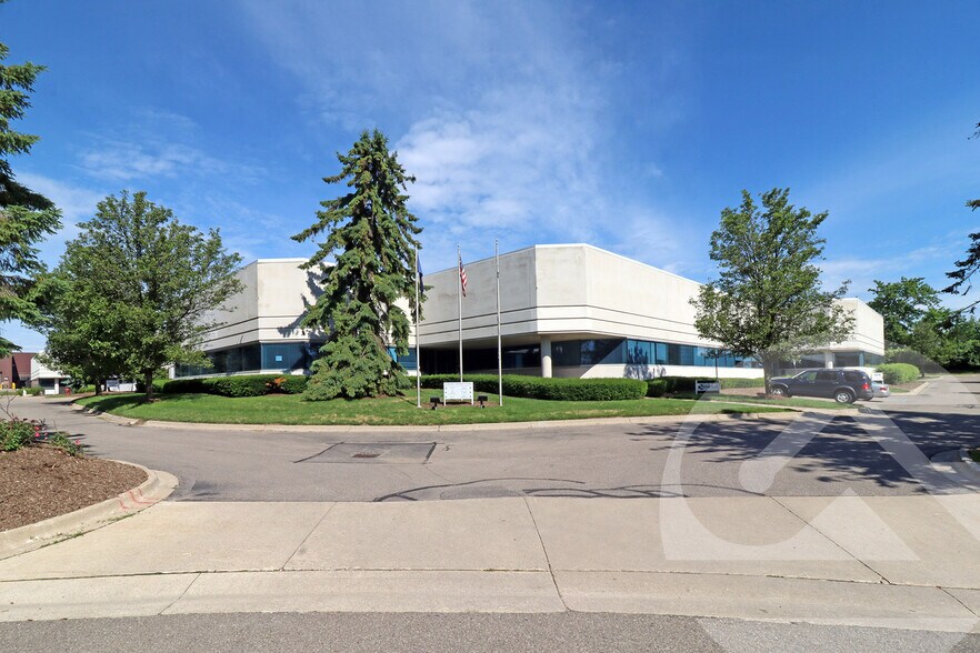 More Photos Of 37676-37696 Enterprise Ct, Farmington Hills Light Manufacturing For Lease