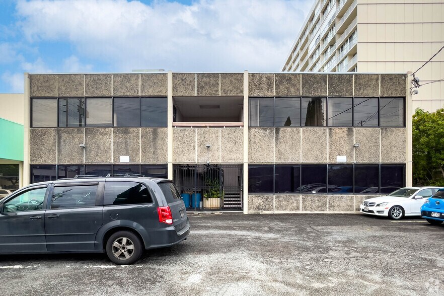 More Photos Of 1210 Artesian St, Honolulu Medical For Lease