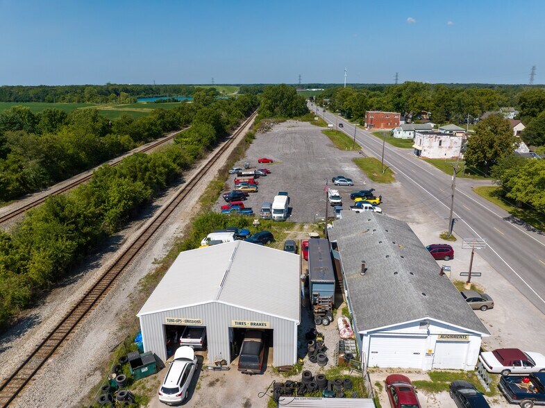 More Photos Of 300 Railroad Ave, Wheeler Auto Repair For Sale