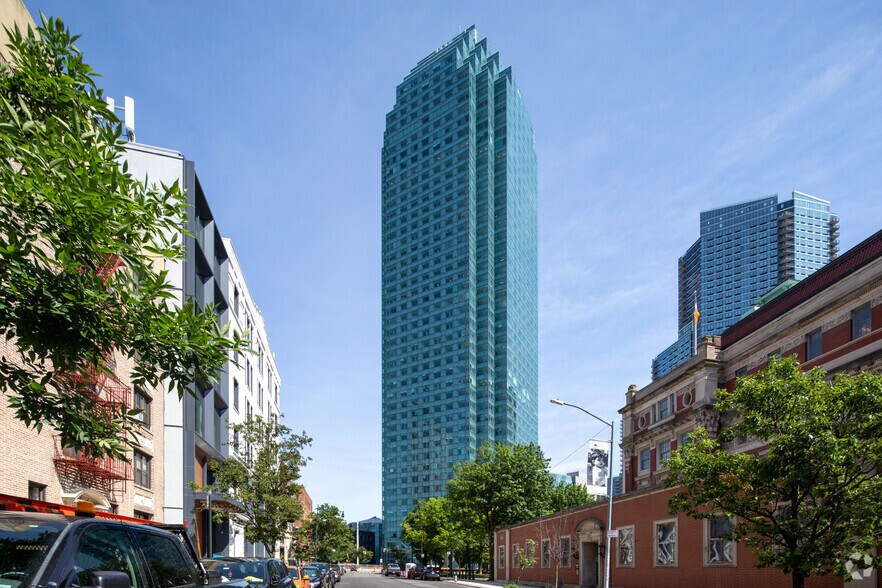 Primary Photo Of 1 Court Sq, Long Island City Office For Lease