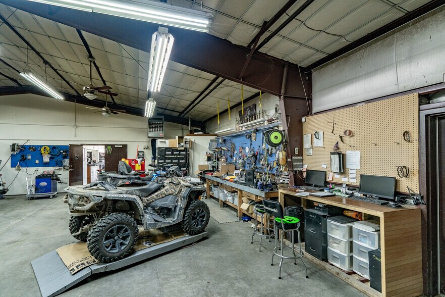 More Photos Of 1190 S 2nd St, Raton General Retail For Sale