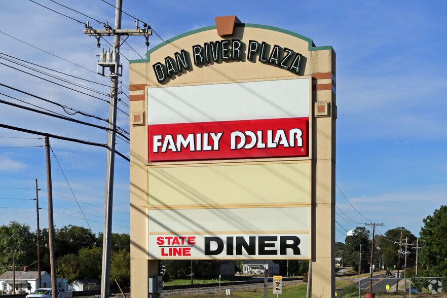 More Photos Of 1342 W Main St, Danville Land For Lease