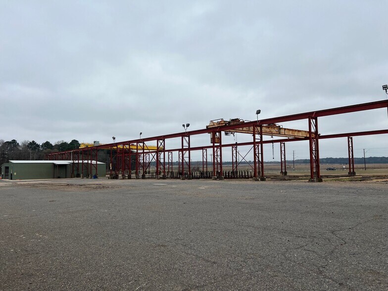 More Photos Of 4302 W 70th St, Shreveport Warehouse For Sale
