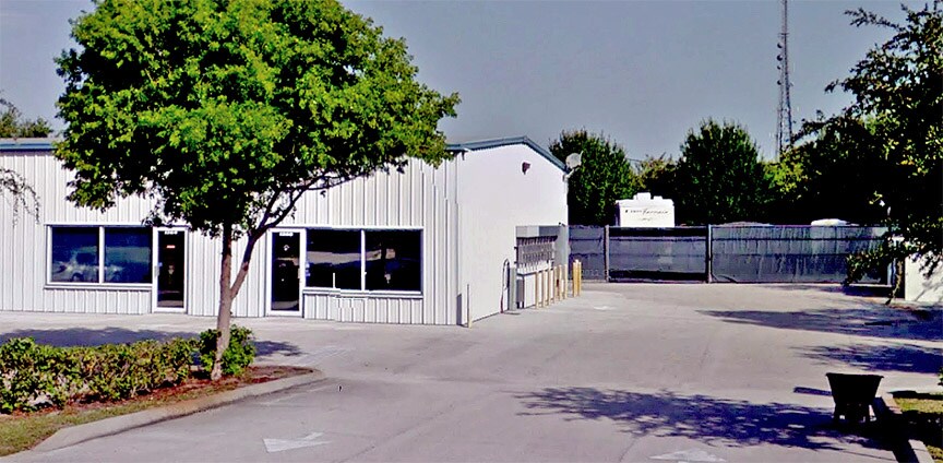 More Photos Of 1260-1296 SE Industrial Blvd, Port Saint Lucie Warehouse For Lease