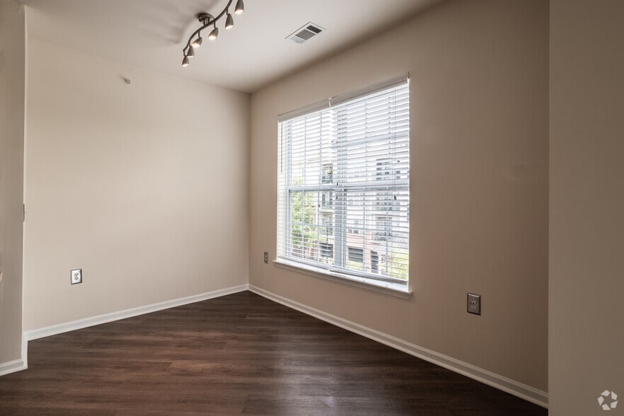 More Photos Of 1776 Patriots Ln, Norristown Apartments For Sale