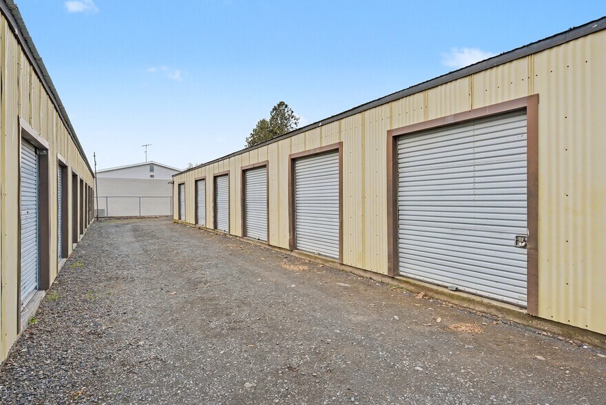 More Photos Of 328 SW Alder St, Ephrata Self Storage For Sale
