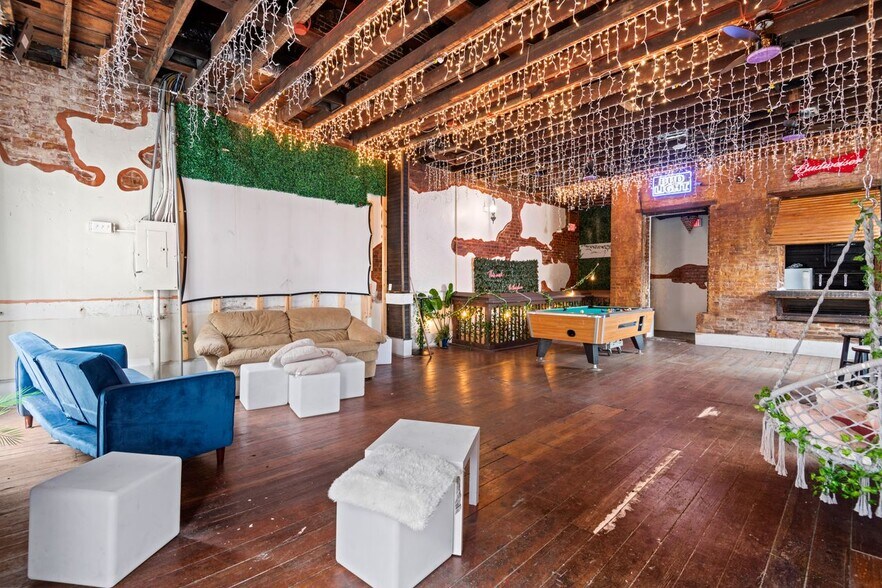 More Photos Of 735 St Joseph St, New Orleans Office For Lease