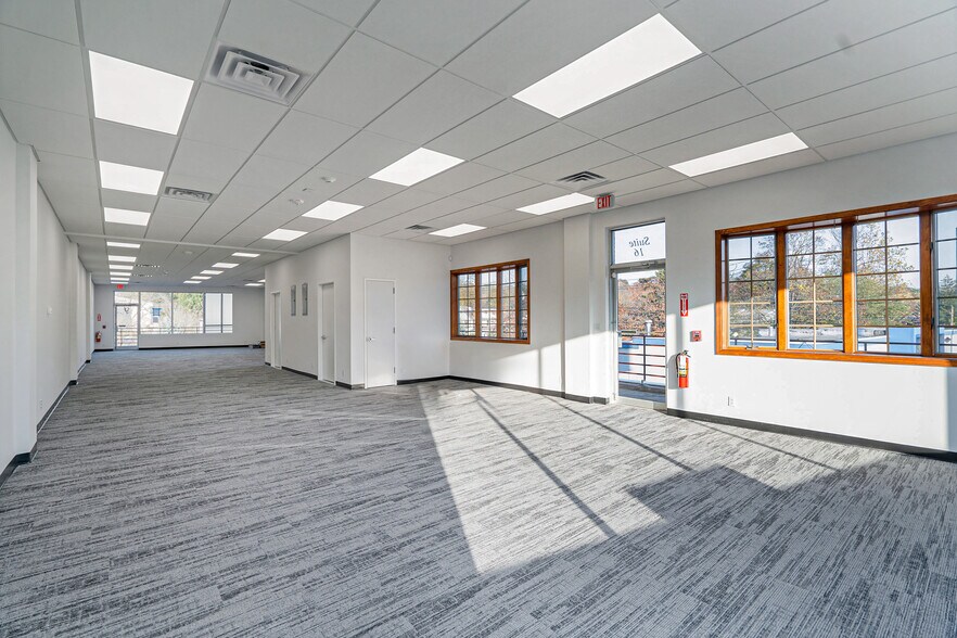 More Photos Of 81-83 E Main St, Elmsford Storefront Retail Office For Lease