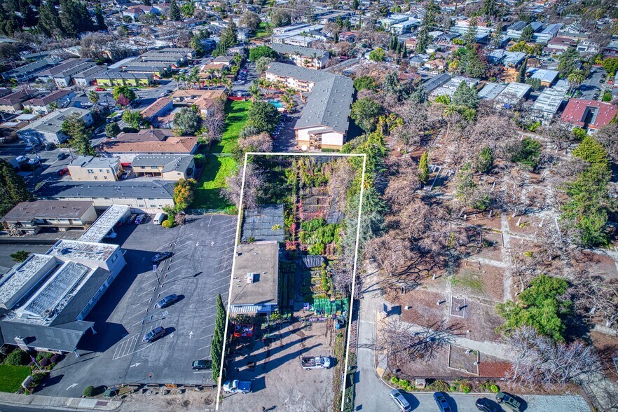 More Photos Of 332 Woodside Rd, Redwood City Land For Sale