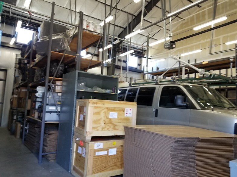 More Photos Of 4847 Pearl St, Boulder Warehouse For Lease