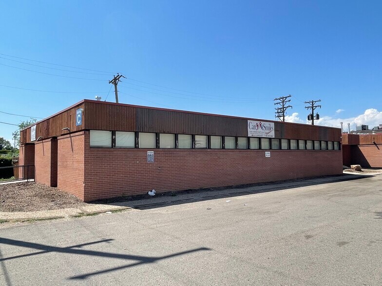 More Photos Of 1930 S Federal Blvd, Denver Medical For Sale