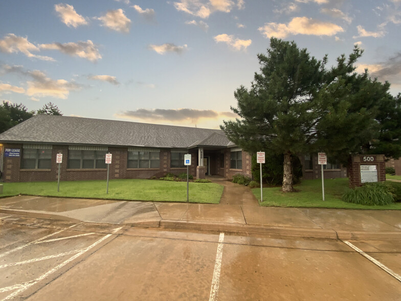 Primary Photo Of 416 W 15th St, Edmond Office For Sale